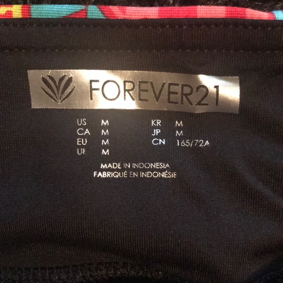 Forever 21 workout shorts - tight fit - Picture 2 of 2